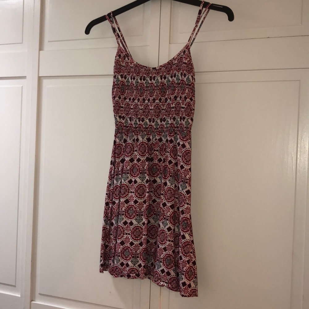 H&M summer dress with unique pattern